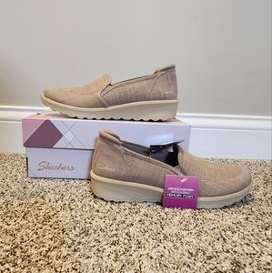 Skechers Women's Tan Slip-On Shoes NWT / NIB